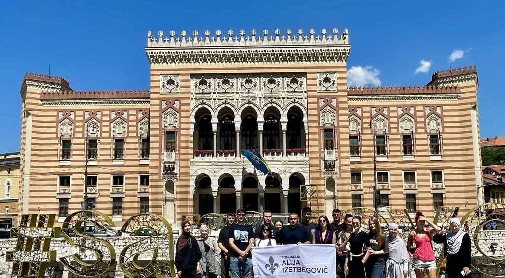 Ljetna škola za omladinu iz dijaspore i regiona: Sedam dana učenja, diskusija, aktivnosti