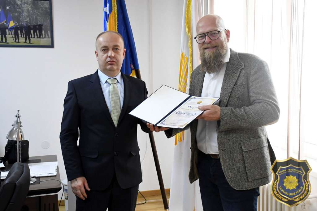 Uručena zahvalnica menadžeru za sigurnost kompanije META Birgeru Wittu