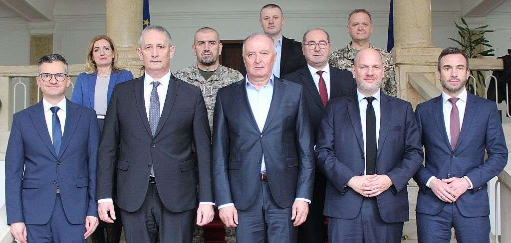 Helez s parlamentarcima EU: Tražimo pojačanje snaga EUFOR-a