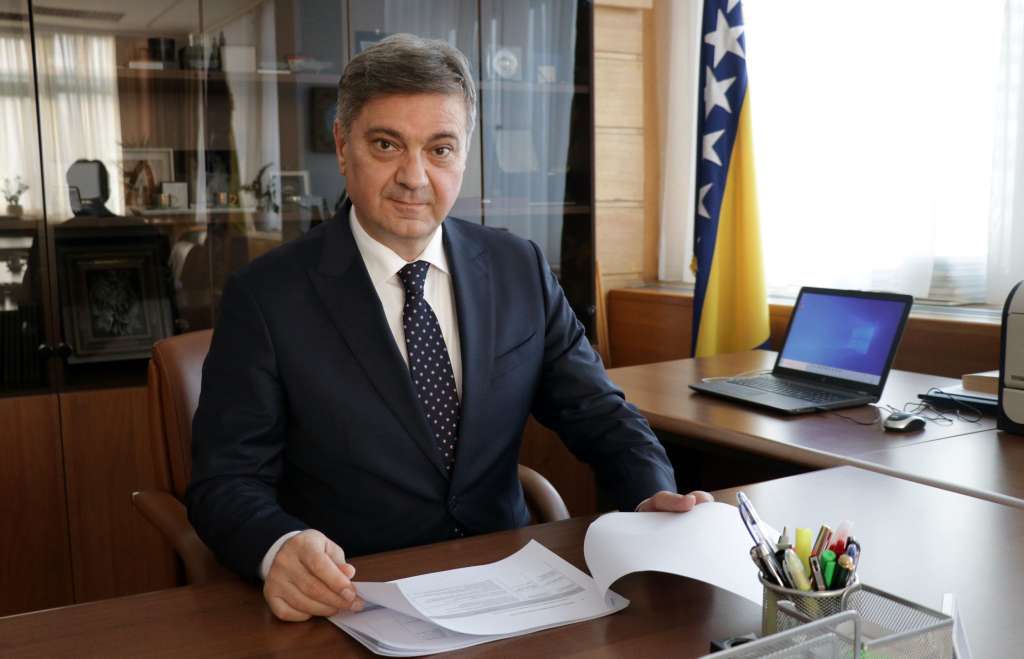 Zvizdić: Neophodno da OHR zaustavi nezakonito, neustavno i agresivno ponašanje vlasti u RS-u