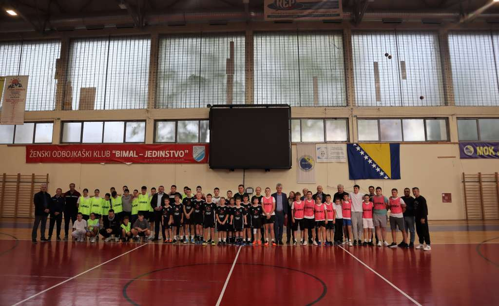 U Brčkom započelo međuškolsko natjecanje u futsalu