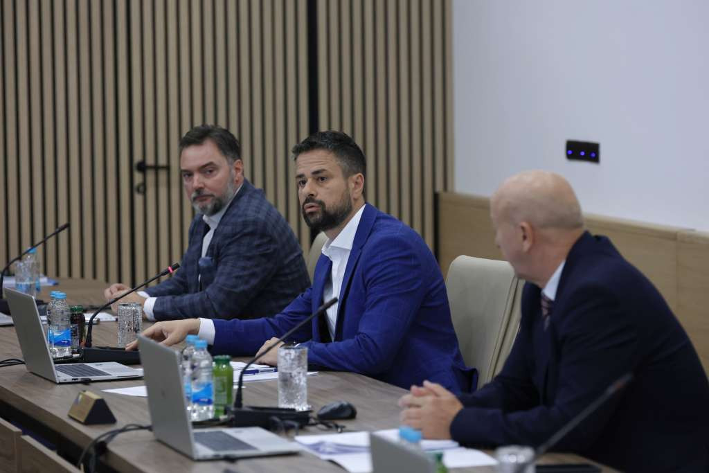 Košarac: Forto nema hrabrosti reći da ćemo uvesti recipročne mjere vozačima iz EU