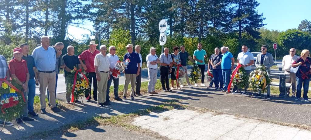 Bukvik: Obilježena 82. godišnjica formiranja XVI muslimanske narodnooslobodilačke udarne brigade
