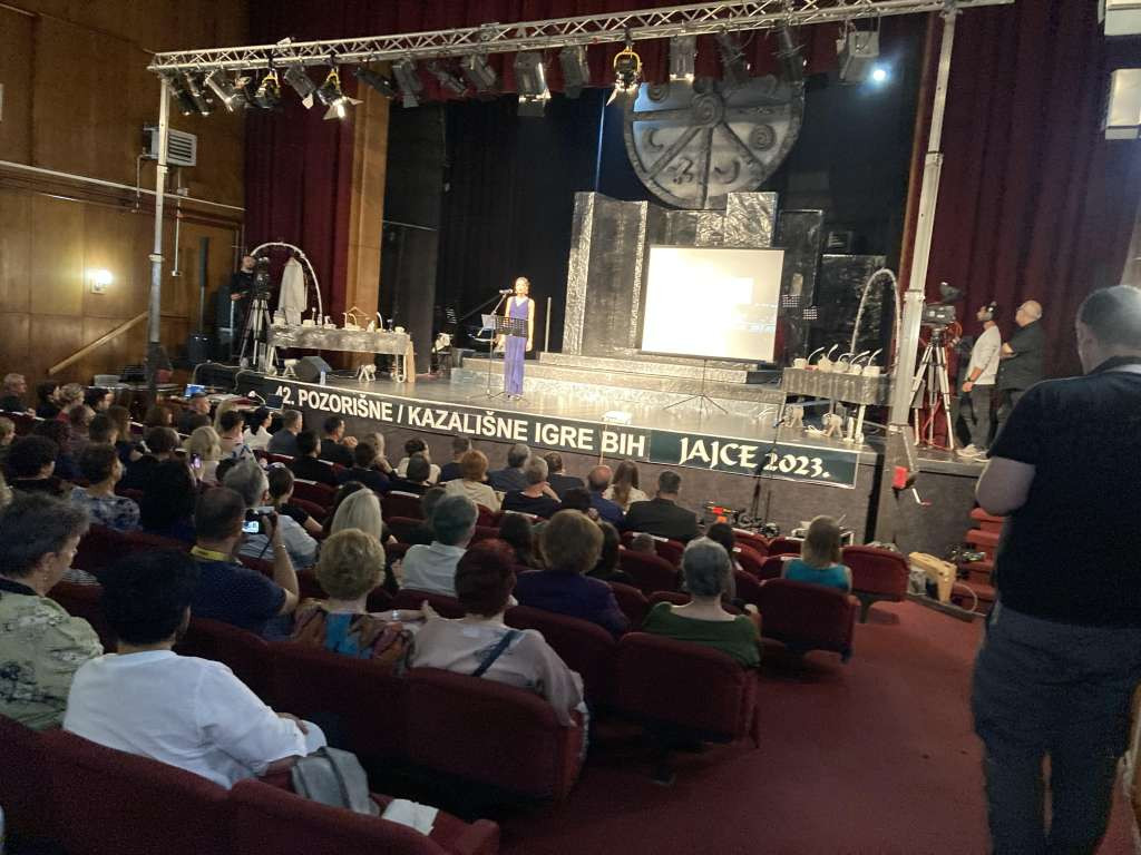 'Ljetopis o kralju Tvrtku' otvorio Pozorišne igre BiH u Jajcu