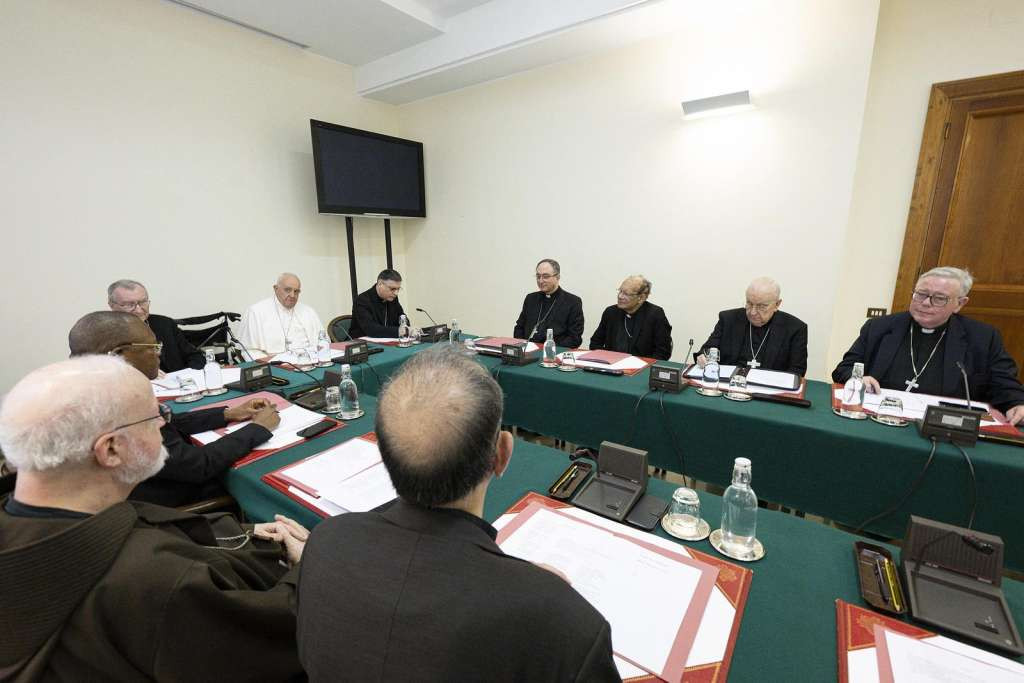 Papa Franjo i kardinali: Cijela Crkva mora raditi na postizanju mira