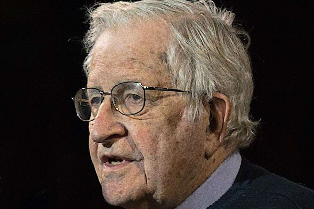 Supruga Noama Chomskog negirala navode o njegovoj smrti