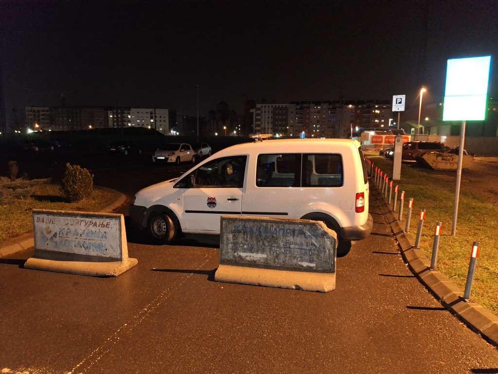 Stanivuković zatvorio parking kod zgrade Vlade, najavio i gašenje rasvjete kod Palate predsjednika