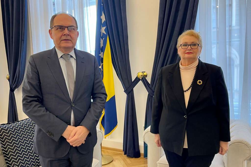 Turković i Schmidt: Vratiti fokus na ispunjavanje reformskih uvjeta