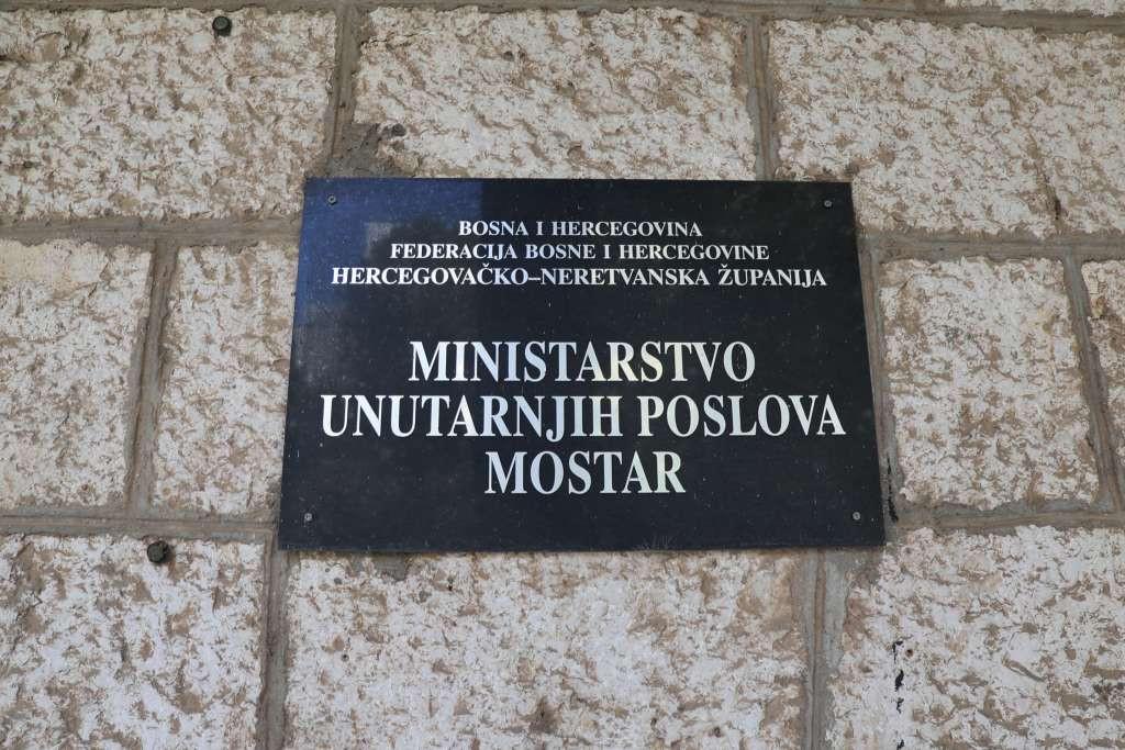 Sastanak predstavnika mostarske policije, FK Veleža i HŠK Zrinjskog: Pravila za gostujuće navijače