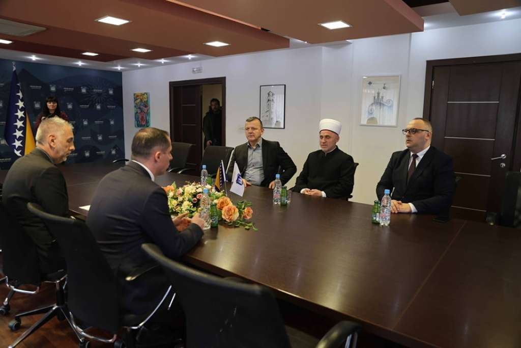 Sedić i muftija bihaćki razgovarali o rekonstrukciji džamije Fethije i Konaka