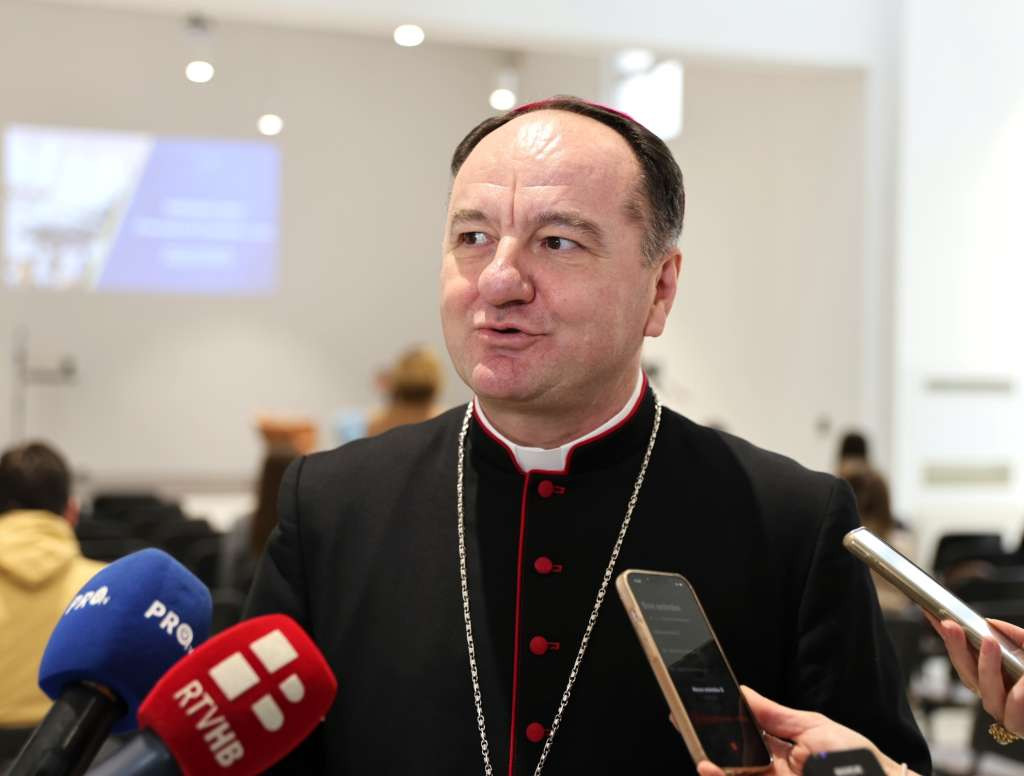 U Mostaru održan susret medijskih djelatnika o ulozi i etici medija u savremenom društvu