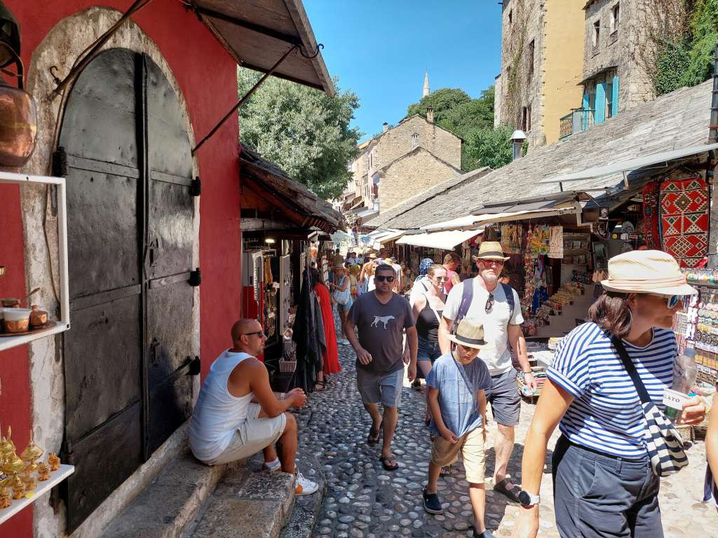 U četiri mjeseca 2025. BiH posjetilo 450.559 turista, 9,4 posto više u odnosu na isti period lani