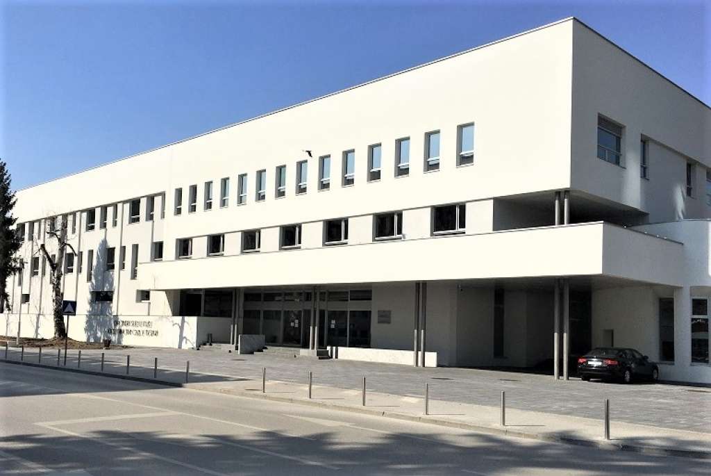 Određen pritvor za poštara i njegovog pomagača u insceniranoj pljački