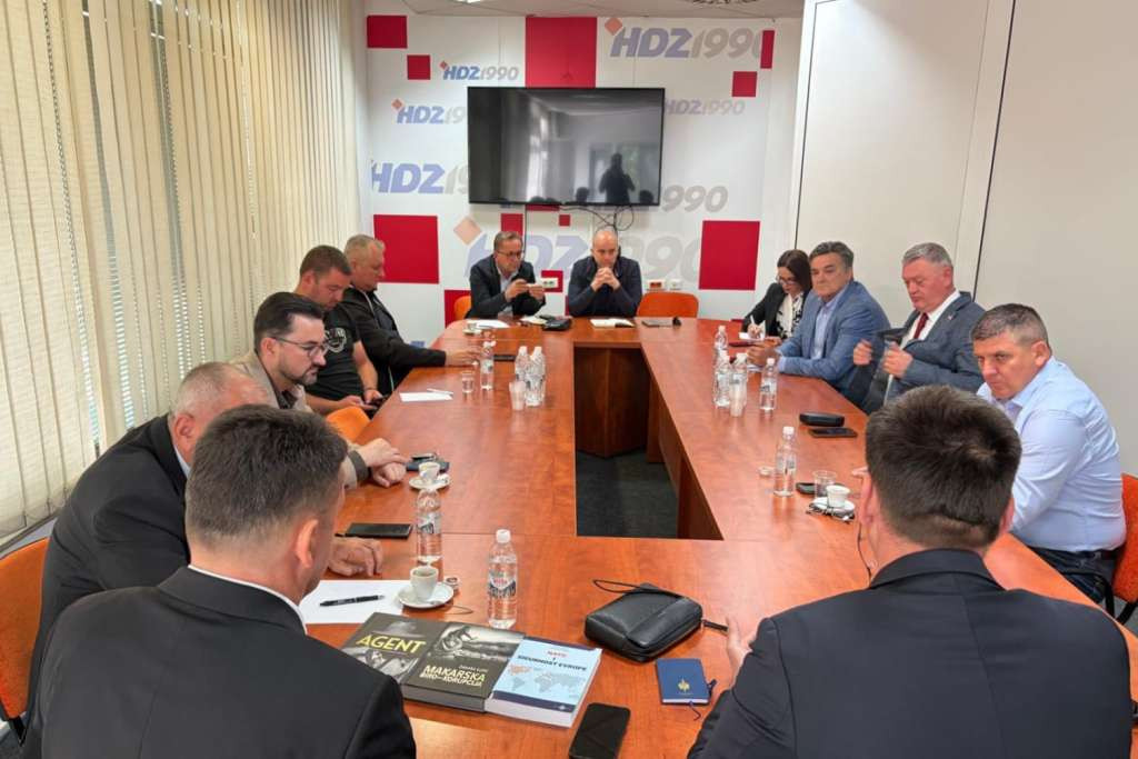 Sastanak 'Petorke' u Mostaru: Bez novih tehnologija nema izbora