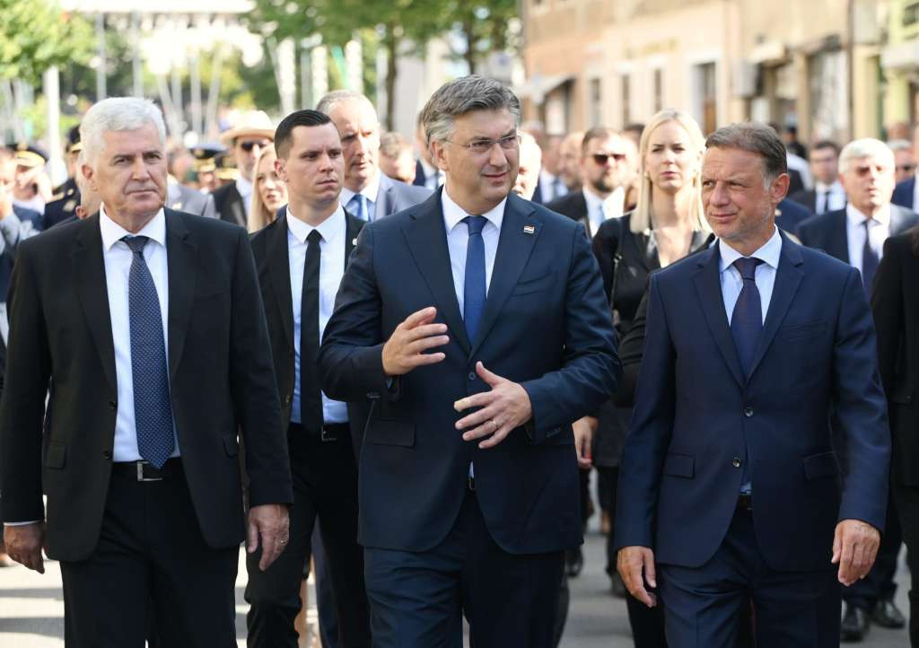 Čović u Kninu nazočio obilježavanju Dana pobjede i domovinske zahvalnosti