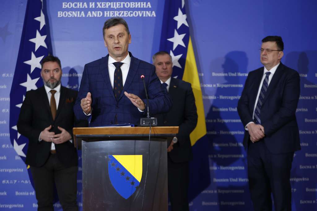 Tegeltija i premijeri entiteta: Kriza zahtijeva harmonizaciju mjera