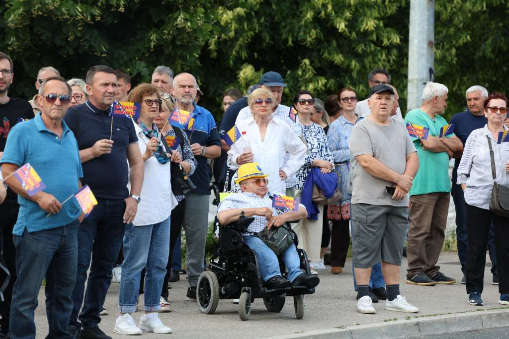 'BiH ne smije biti talac svjetskih sila niti tajkunskih interesa'