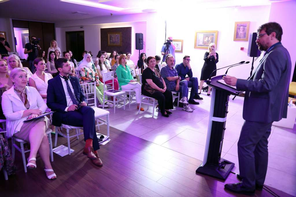 Oko 500 mladih širom BiH uključeno u projekt 'Mladi za vladavinu prava'