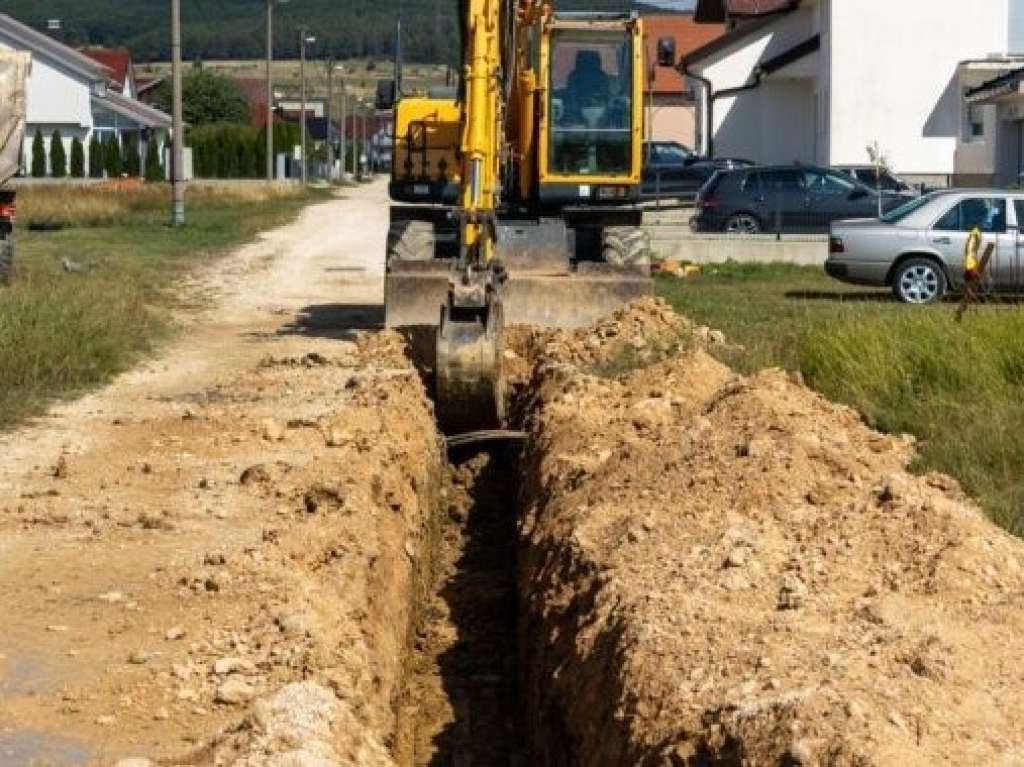 Počelo asfaltiranje tomislavgradskog naselja Bobari