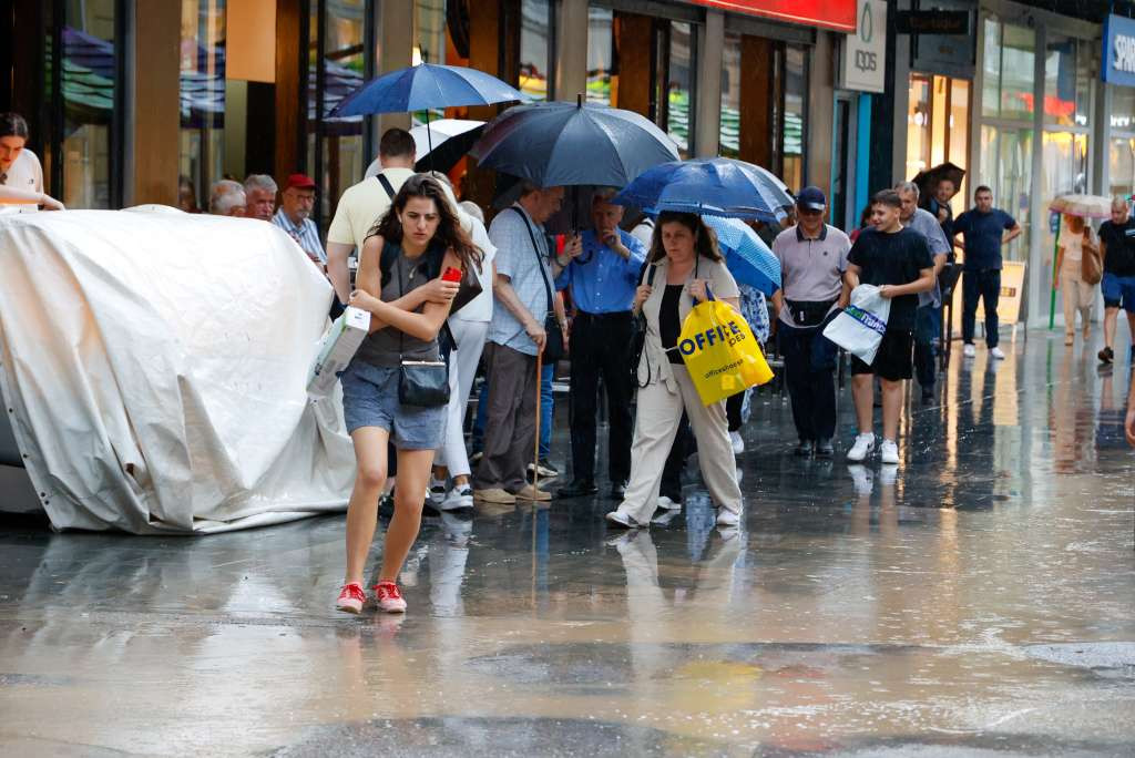Od vikenda osvježenje, nestabilno vrijeme s kišom