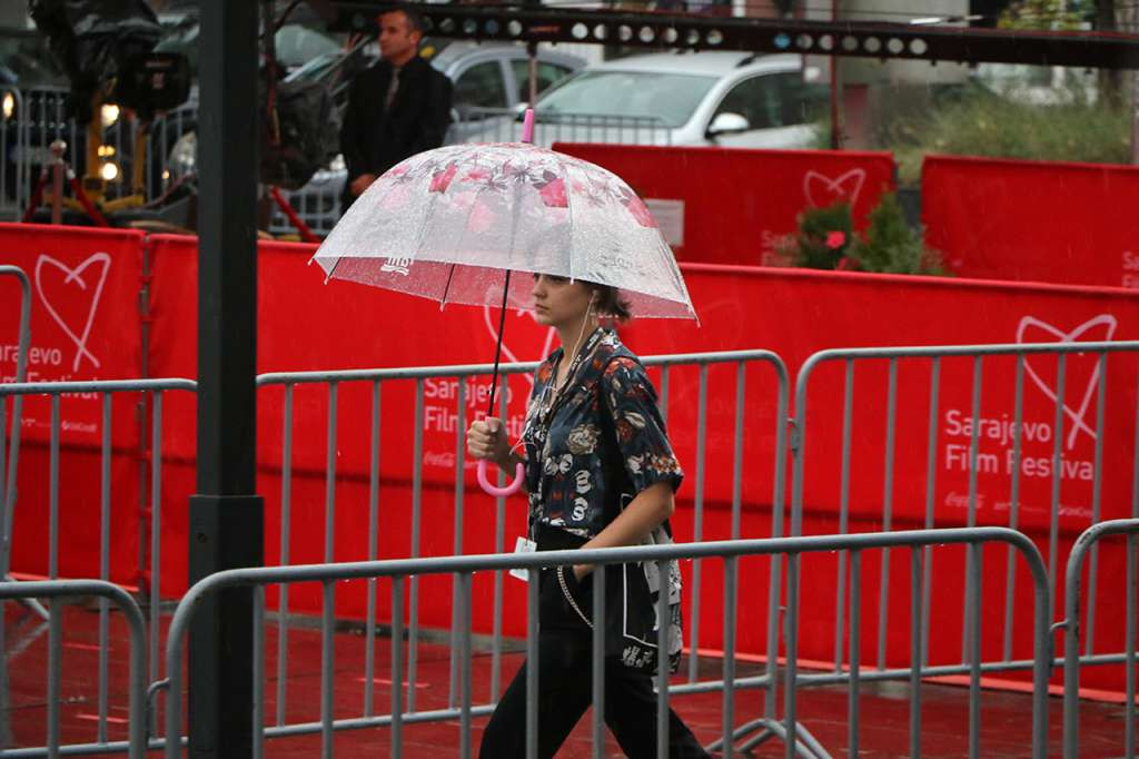SFF: Projekcija filmova večeras premješta se iz otvorenih u zatvorena kina zbog vremenskih uslova