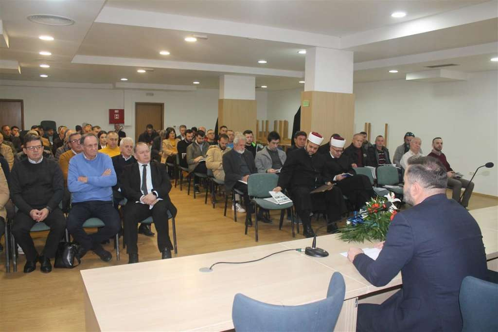 Skupština Medžlisa IZ Mostar uputila apel za izgradnju centralnog spomen-obilježja u Mostaru