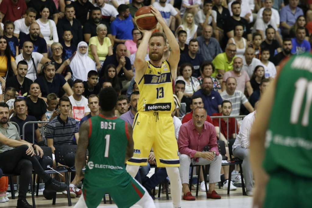 Vijeće ministara BiH odobrilo 200.000 KM Košarkaškom savezu BiH