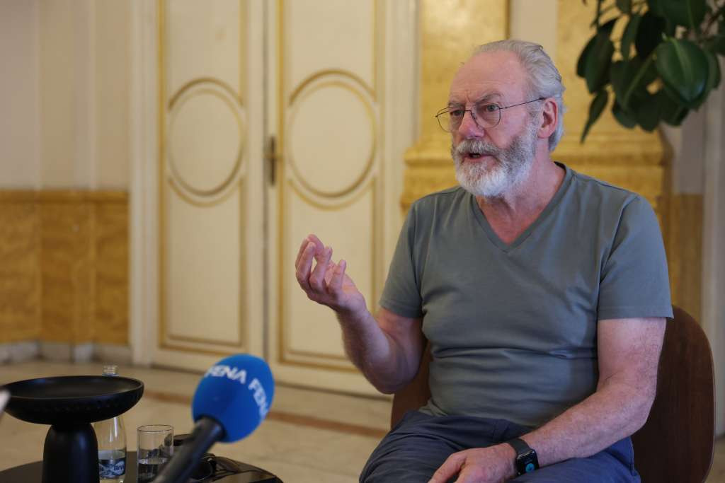 Liam Cunningham o Srebrenici, Palestini i Sarajevu: "Film može promijeniti način na koji ljudi razumiju prošlost"