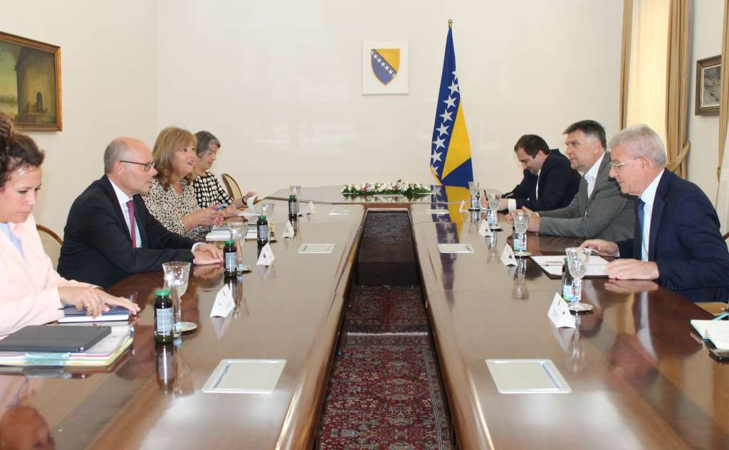 Džaferović s Beyerom razgovarao o situaciji u BiH i predstojećim izborima