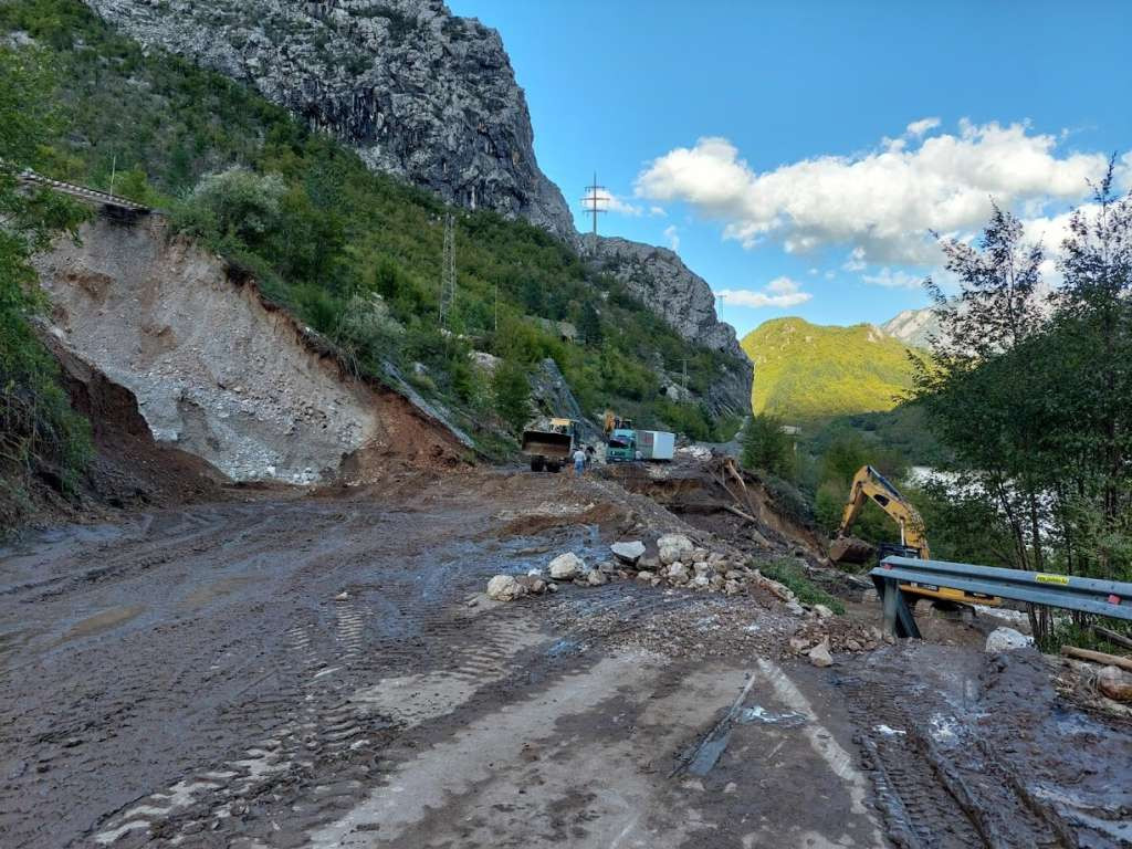 Izaslanstva Vlade FBiH i Vlade HNK-a obišla stradala područja u jablaničkoj općini