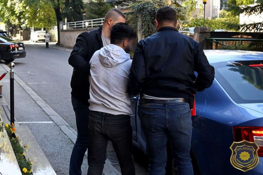 FUP - Uhapšen turski državljanin zbog međunarodnog krijumčarenja ljudi