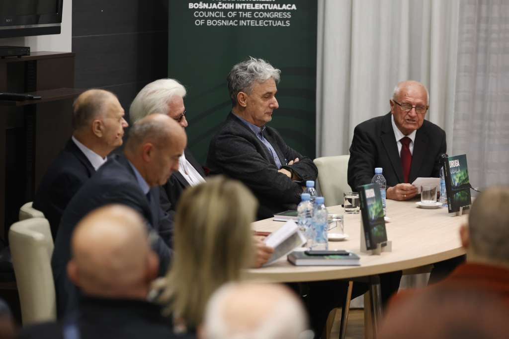 U Sarajevu predstavljena knjiga ‘Druga obala’ Faruka Dizdarevića