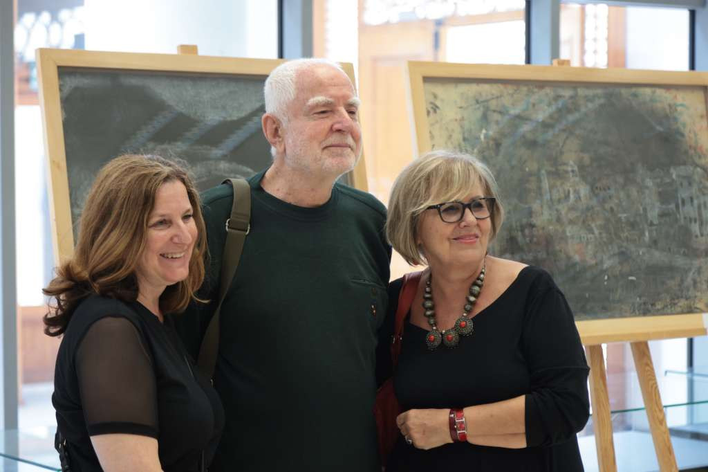 U Gazi Husrev-begovoj biblioteci otvorena izložba 'Kapi protiv zaborava'