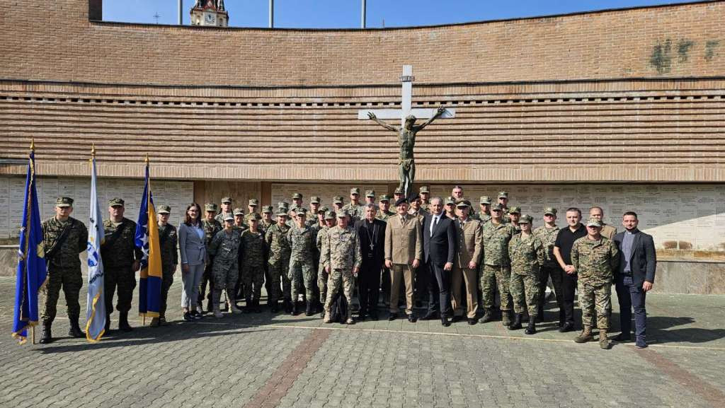 Galić, general Jerkić i nadbiskup Vukšić predvodili pripadnike OSBiH na hodočašću u Mariji Bistrici