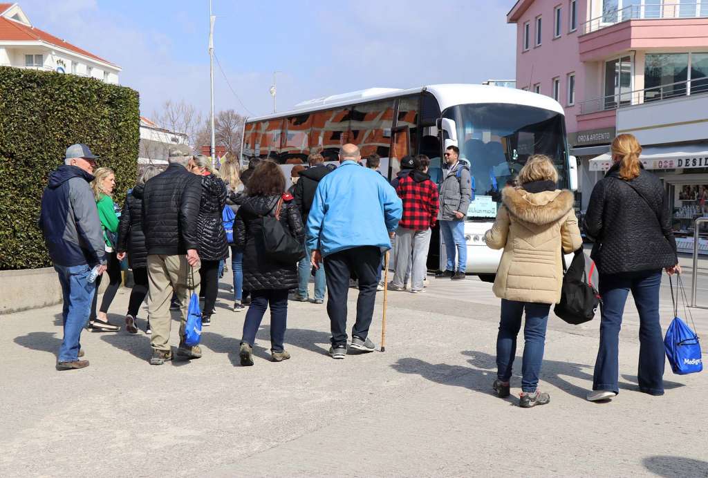 Iz Međugorja otišao pun autobus ukrajinskih izbjeglica, trenutno ih je 195