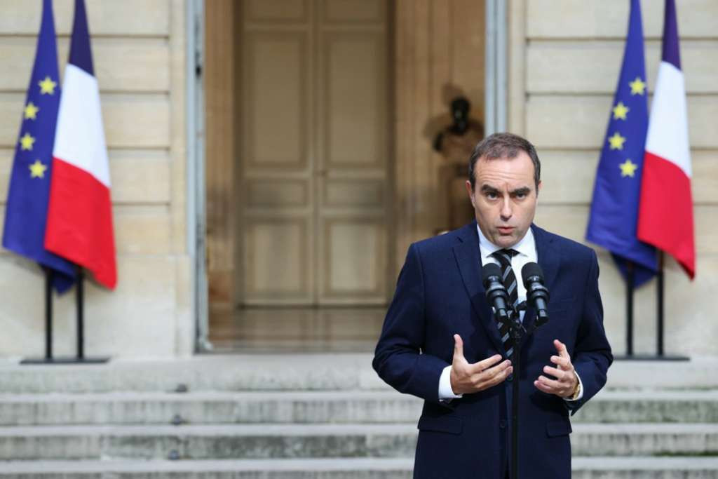 Macron imenuje novu vladu u pokušaju da okonča političku blokadu