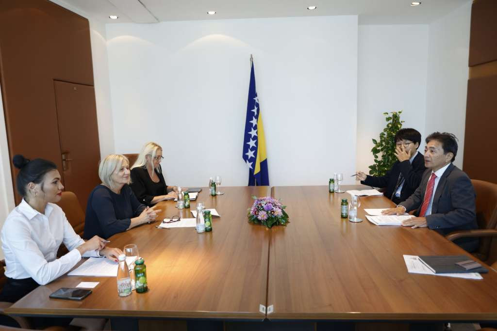Krišto s ambasadorom Japana u BiH: Obostran interes za daljnjim unapređenjem svih vidova saradnje