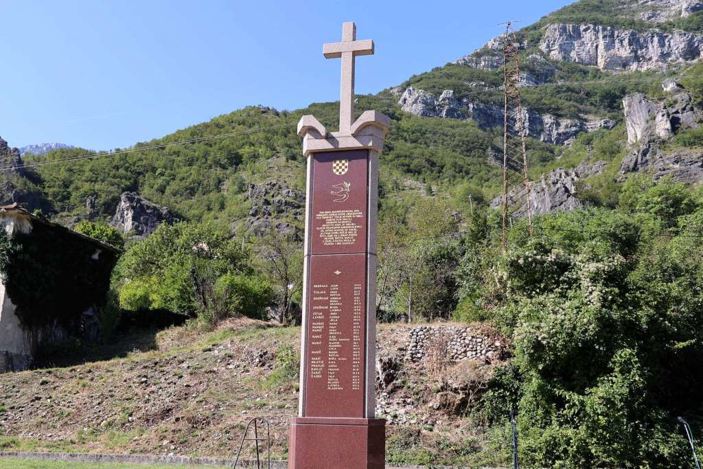 Fazlić: Nisu pronađeni posmrtni ostaci na lokalitetu Drežnice, nastavak ekshumacije sutra