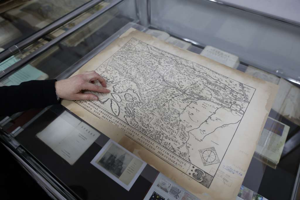 Otvorena izložba posvećena Danu nezavisnosti BiH 'Historija i identitet'