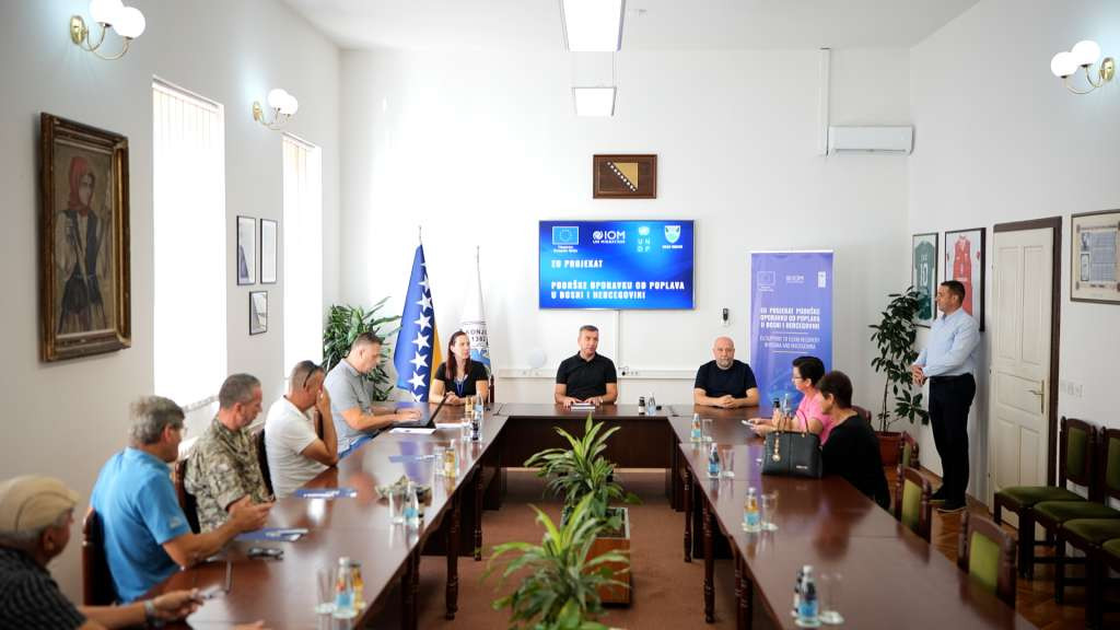 Potpisani ugovori o sanaciji stambenih objekata oštećenih u poplavama na području Konjica