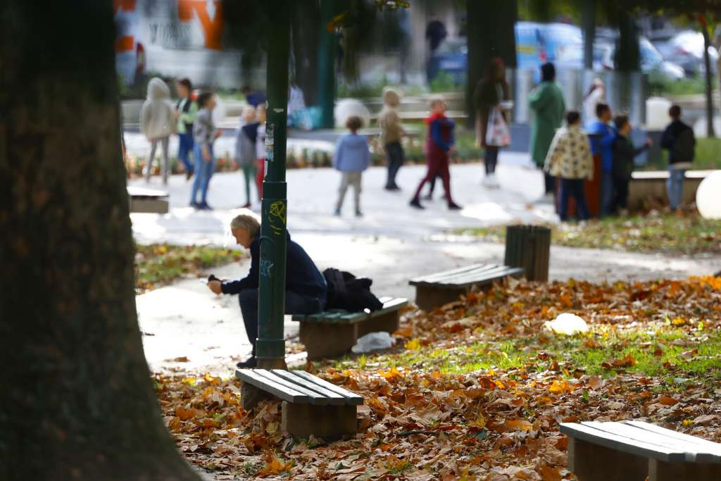 Narednih dana sunčano uz malu oblačnost, dnevna temperatura zraka od 14 do 20, na jugu do 25 stepeni