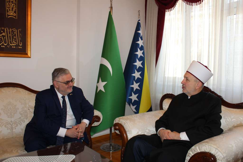 Prvi zamjenik visokog predstavnika Louis Crishock sastao se s muftijom sarajevskim Nedžadom Grabusom