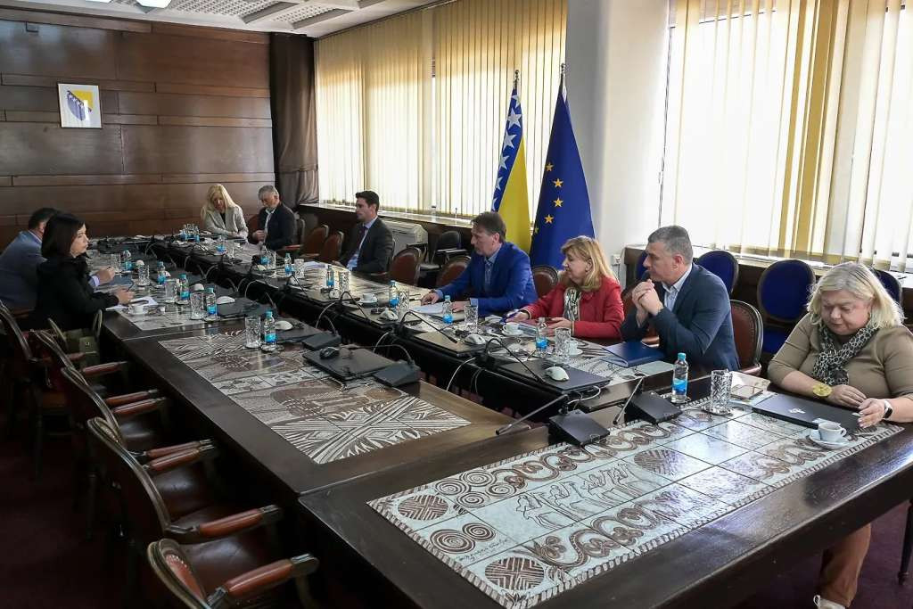 Buhač i Čović s federalnim ministrima o Prednacrtu zakona o vodnim uslugama u FBiH