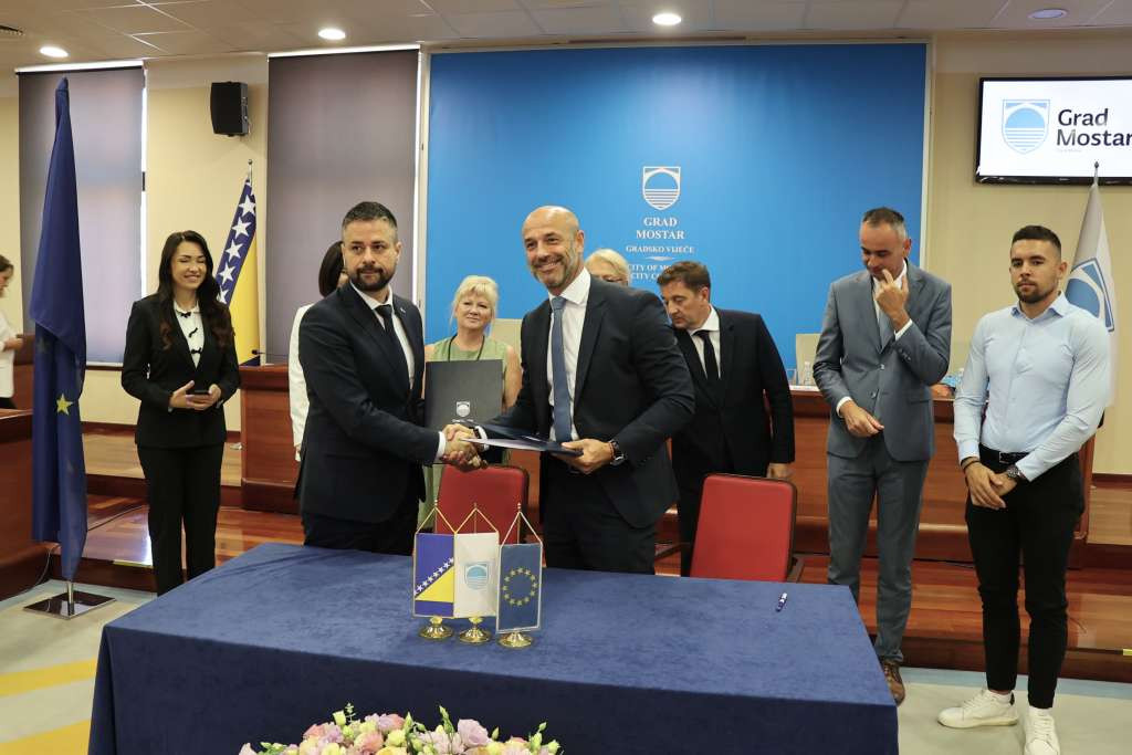 U Mostaru potpisan ugovor o dodjeli sredstava za izgradnju Kulturno-sportskog centra