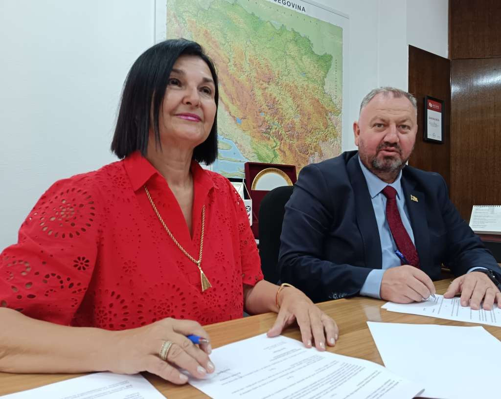 Ministarstvo privrede ZDK i Privredna komora ZDK u kampanji 'Kupujmo domaće - jačajmo BiH'