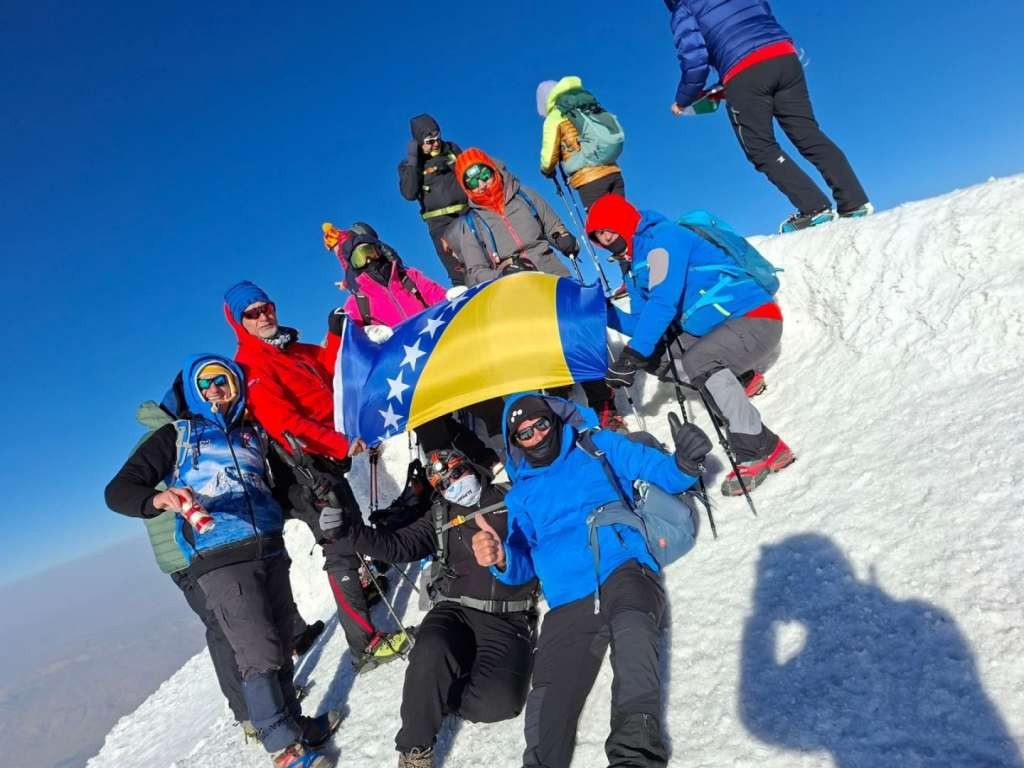 Bosanskohercegovački planinari na najvišem vrhu Republike Turske, Ararat (5.135 m)