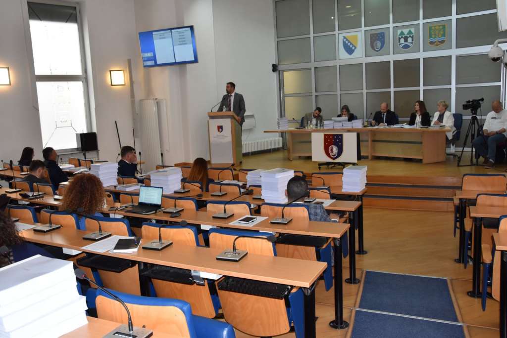 Skupština KS usvojila Zakon o posebnim programima KS za podršku povratku i razvoju Srebrenice