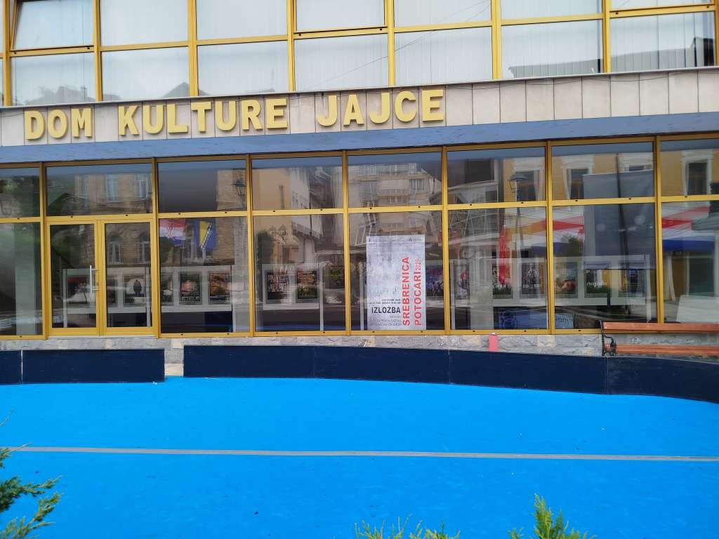 Jajce domaćin izložbe posvećene kulturi sjećanja na genocid u Srebrenici