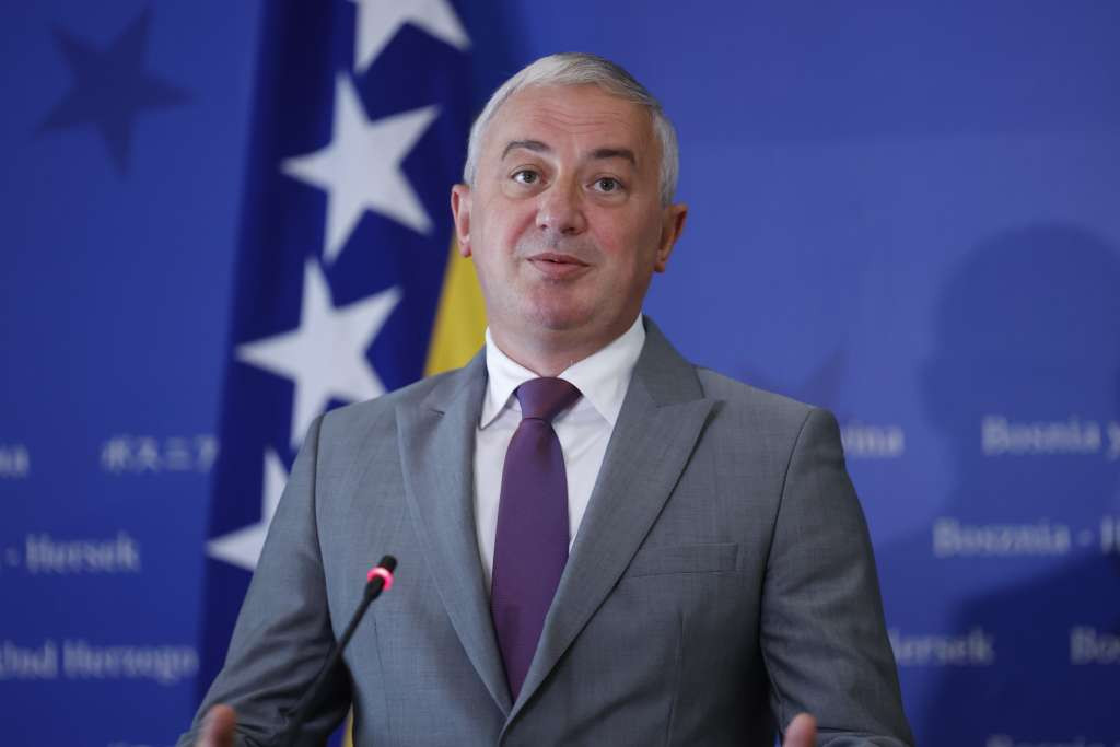 Borenović: Isplata 110 miliona KM Viaductu je 'pljačka vijeka'