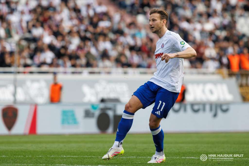 Ivan Rakitić objavio kraj igračke karijere